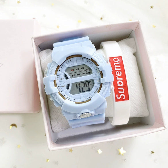 Leisure Electronic Watch For Female With Silicone Strap And Plastic Case In Cute Maiden Style With Heart Shape