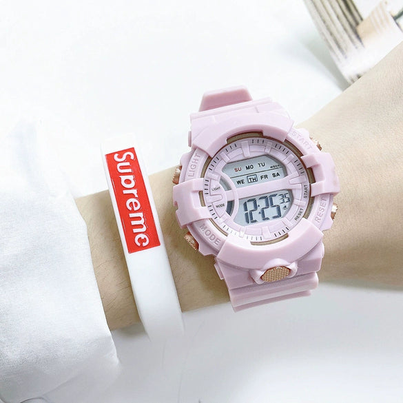 Leisure Electronic Watch For Female With Silicone Strap And Plastic Case In Cute Maiden Style With Heart Shape