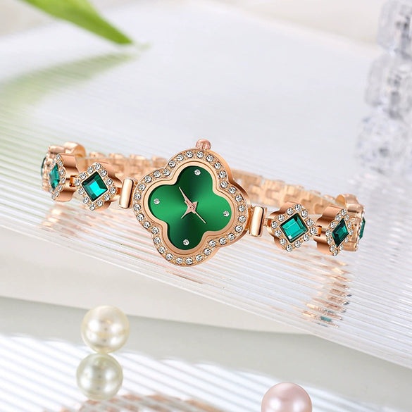Leisure Fourleaf Clover Alloy Bracelet Quartz Watch For Women With Rhombus Dial