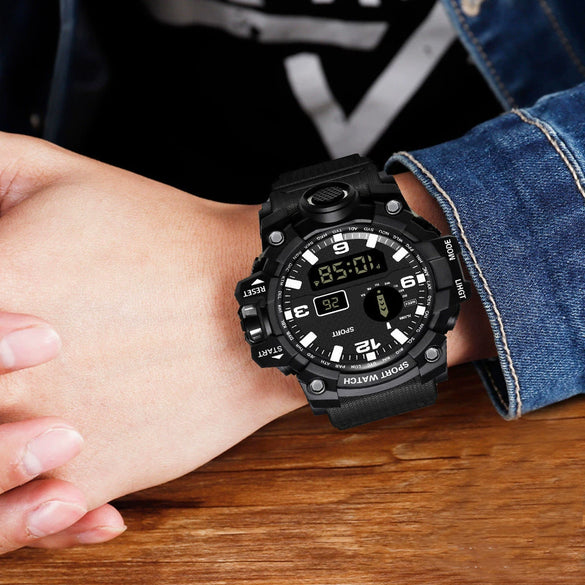 Leisure Sports Electronic Watch Alloy Case And Strap Round Dial Ordinary Glass Mirror