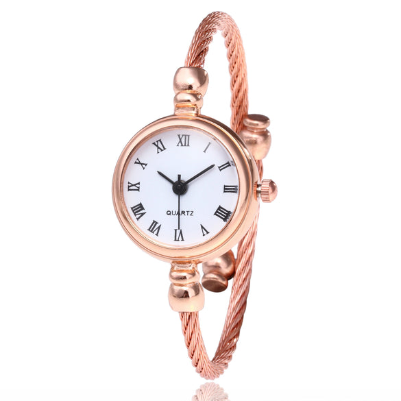 Leisure Style Alloy Bracelet Pointer Female Student Round Dial Decorative Watch