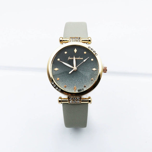 Leisure Women's Alloy And Pu Leather Round Dial Quartz Watch