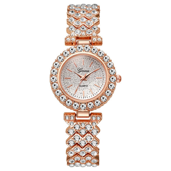 Leisure Women's Alloy Bracelet Watch With Round Dial And Quartz Movement