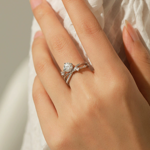 Light Luxury Advanced Cross Line Ins Style Silver Ring Jewelry For Women With Geometric Pattern And Diamond Design