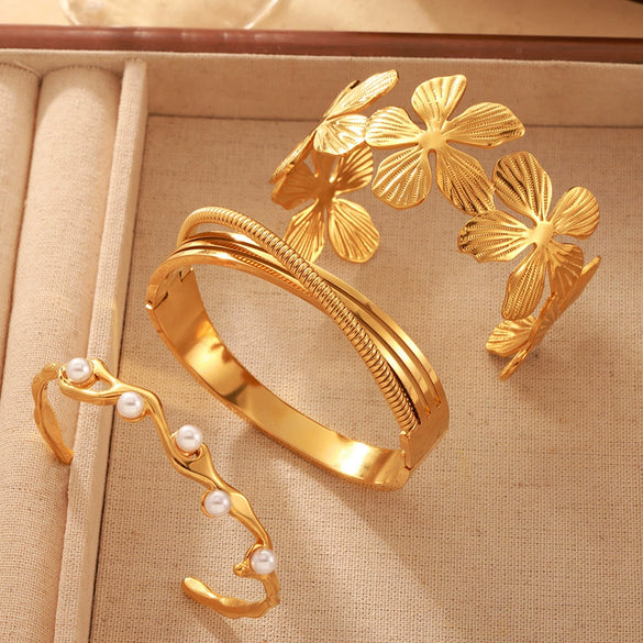 Light Luxury Bead Jewelry Titanium Steel Gold Plated Pastoral Style Flower Open Bracelet For Women