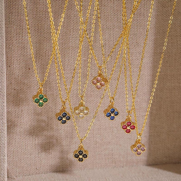 Light Luxury Copper Insert Zirconia Four Leaf Clover Flower Pendant O Chain Women's Necklace