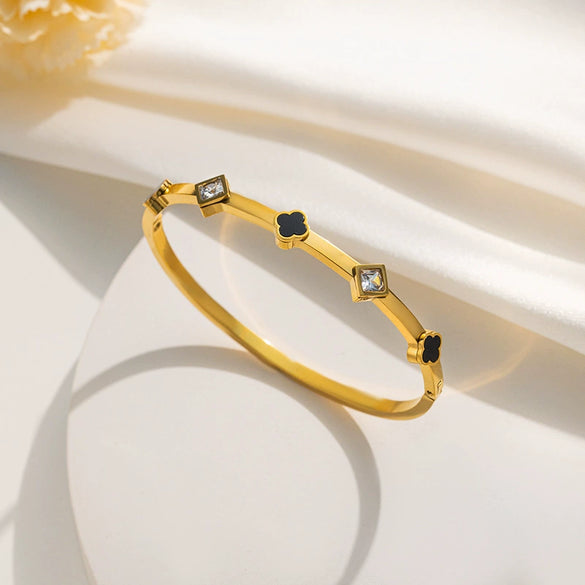 Light Luxury Fashion Geometric Four Leaf Flower Titanium Steel 18K Gold Plated Bracelet