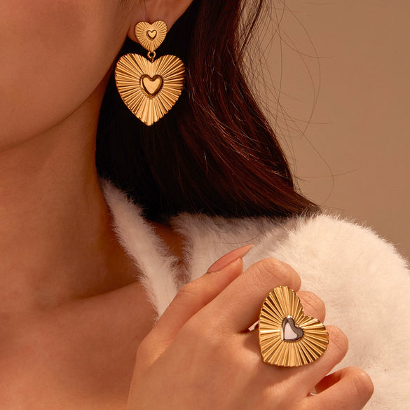 Light Luxury Heartshaped Stainless Steel 18K Electroplated Women's Earrings