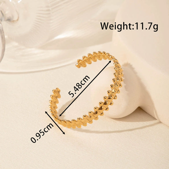 Light Luxury High End Sense Niche Exaggerated Stainless Steel Snake Shaped Geometric Titanium Steel Opening Bracelet With Electroplating