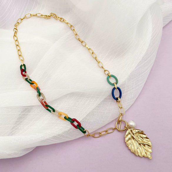 Light Luxury Leaves Pearl Pendant Stainless Steel Necklace Handmade With Acrylic Splicing And 14K Gold Electroplating