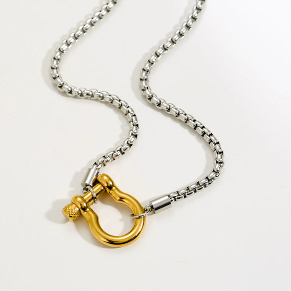 Light Luxury Style Geometric Carabiner Necklace Stainless Steel Box Chain With 18K Gold Plated Electroplating For Couple Men And Women