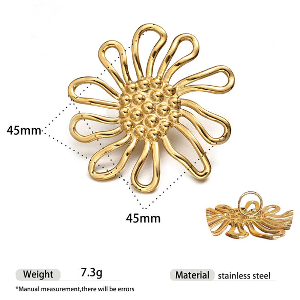 Light Luxury Trendy All Match Conch Sea Star Sun Necklace Made Of 18K Gold And Stainless Steel