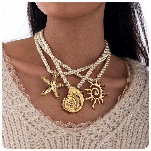 Light Luxury Trendy All Match Conch Sea Star Sun Necklace Made Of 18K Gold And Stainless Steel