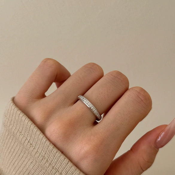 Light Luxury Women's S925 Sterling Silver Ring With Geometric Design And Electroplating