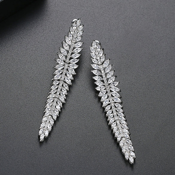 Long Leaf Geometric Copper Zircon Drop Earrings For Women With Electroplated Finish And Statement Fashion Design