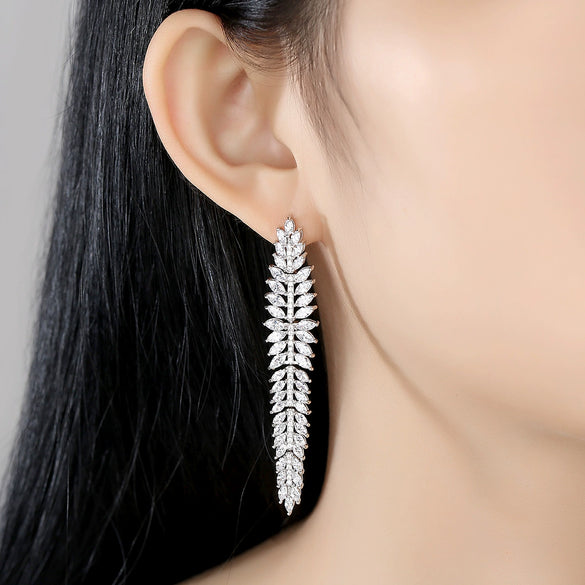 Long Leaf Geometric Copper Zircon Drop Earrings For Women With Electroplated Finish And Statement Fashion Design