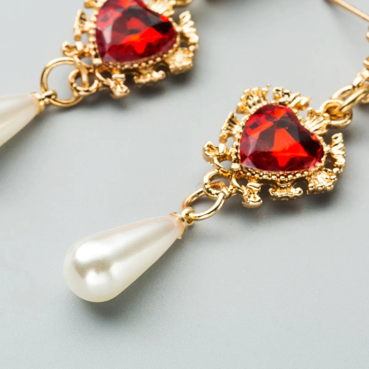 Fashion Water Droplets Diamond Alloy Artificial Gemstones Earrings