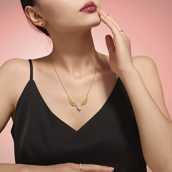 Love Zircon Angel Wings Titanium Steel Necklace For Women With Electroplating And Geometric Design