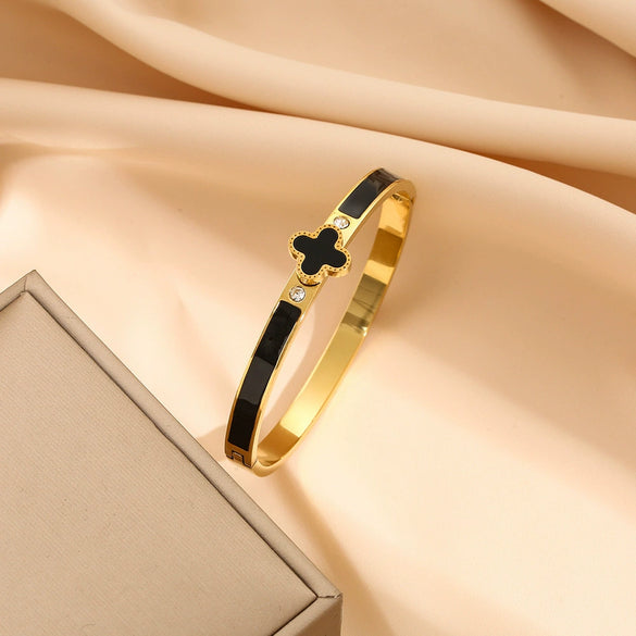 Lucky Clover Titanium Steel Bracelet Light Luxury Enamel Geometric Polishing