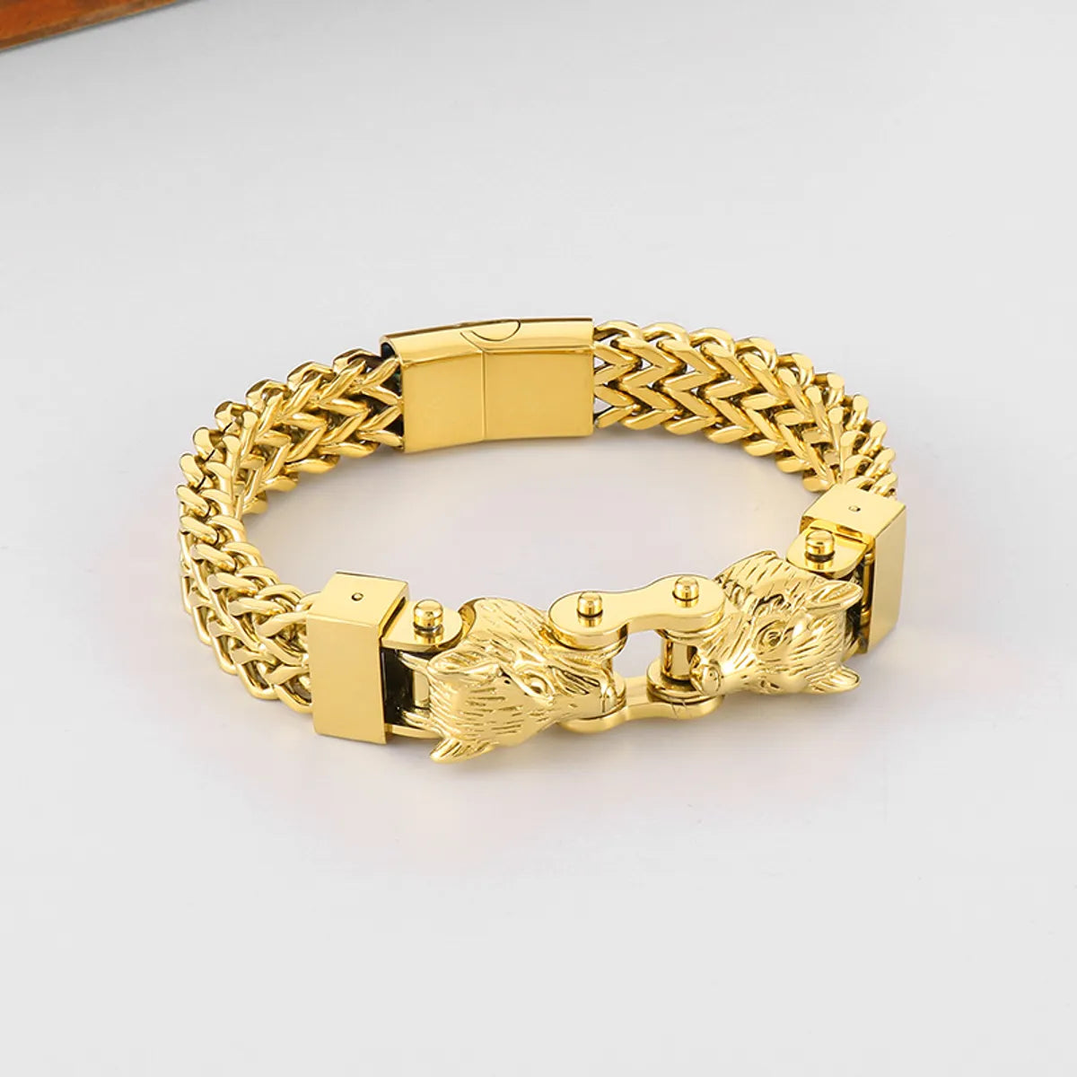 Luxurious Animal Solid Color Stainless Steel Plating 18k Gold Plated Men's Bracelets