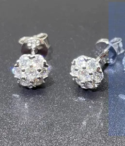 Luxurious Flower Sterling Silver Moissanite Ear Studs In Bulk