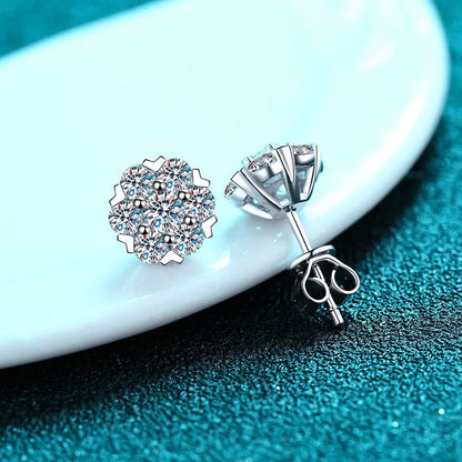 Luxurious Flower Sterling Silver Moissanite Ear Studs In Bulk