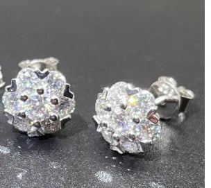 Luxurious Flower Sterling Silver Moissanite Ear Studs In Bulk