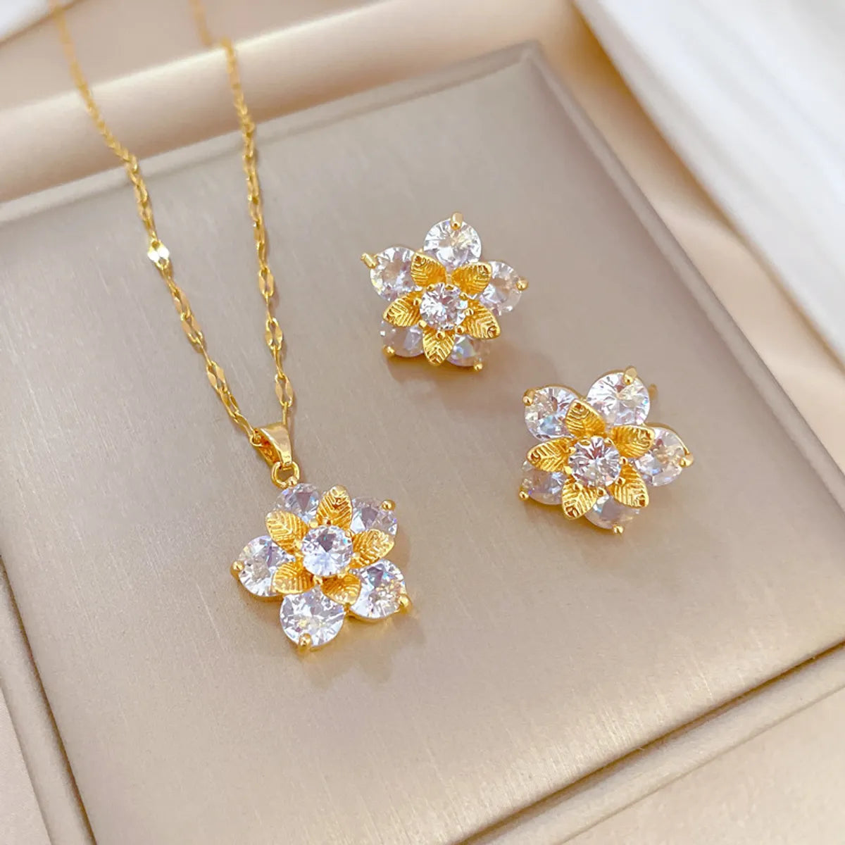 Luxurious Flower Titanium Steel Copper Inlay Zircon Earrings Necklace