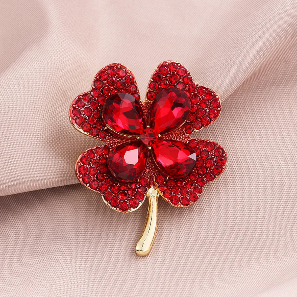 Luxurious Geometric Alloy Inlay Artificial Pearls Rhinestones Women'S Brooches