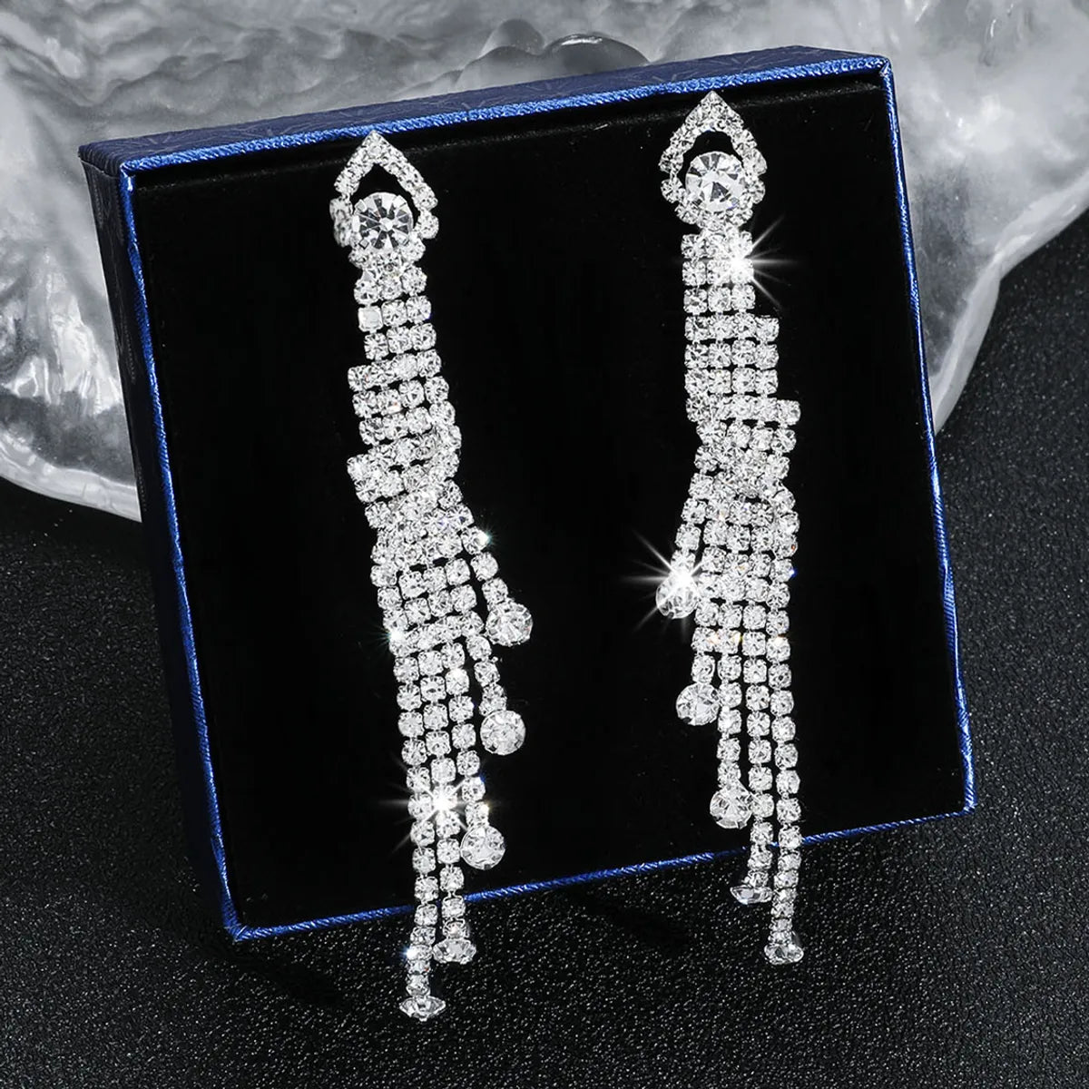 Luxurious Geometric Rhinestone Tassel Drop Earrings 1 Pair