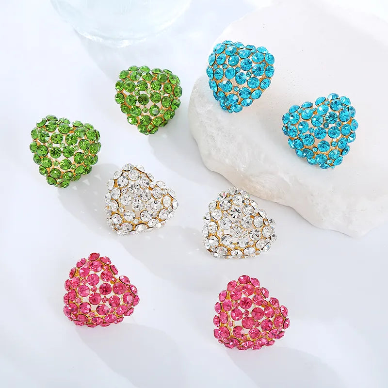 Luxurious Heart Shape Alloy Inlay Rhinestones Gold Plated Women'S Ear Studs