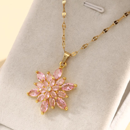 Luxurious Queen Snowflake Stainless Steel Plating Inlay Zircon 18k Gold Plated Pendant Necklace