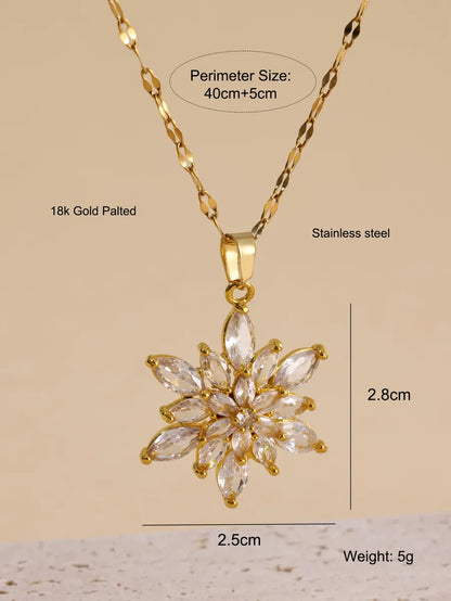 Luxurious Queen Snowflake Stainless Steel Plating Inlay Zircon 18k Gold Plated Pendant Necklace