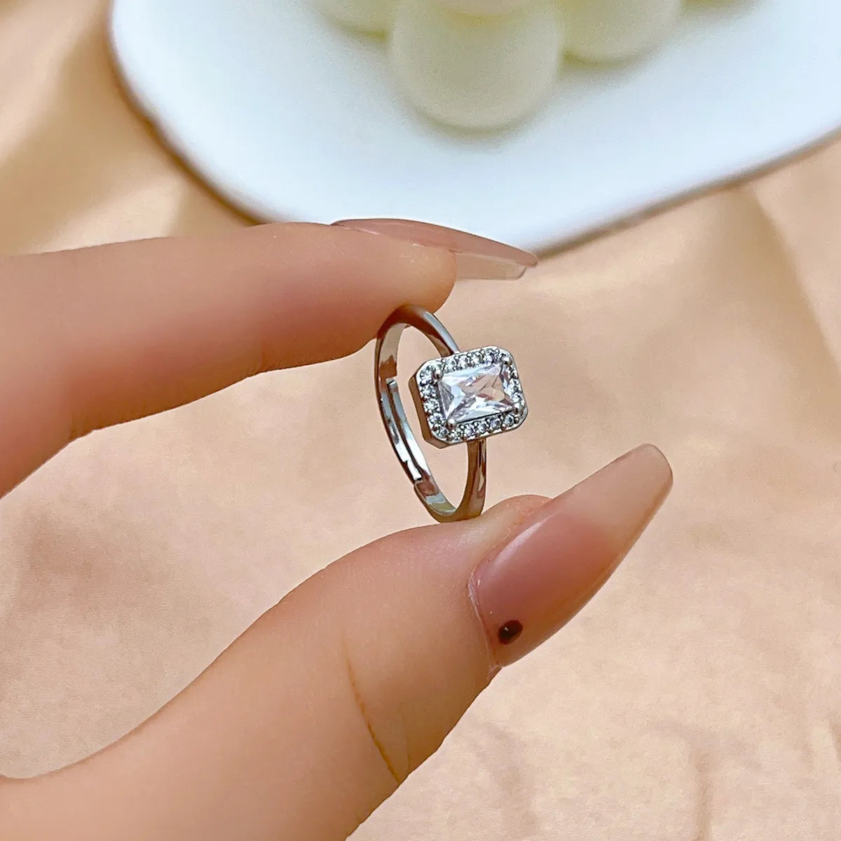 Luxurious Simple Style Shiny Square Eye Copper Plating Inlay Zircon White Gold Plated Open Rings