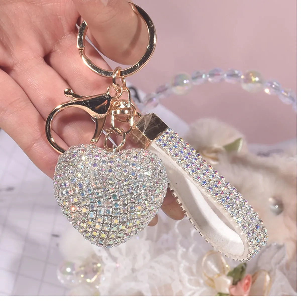 Luxurious Sweet Heart Shape Alloy Valentine'S Day Women'S Bag Pendant Keychain