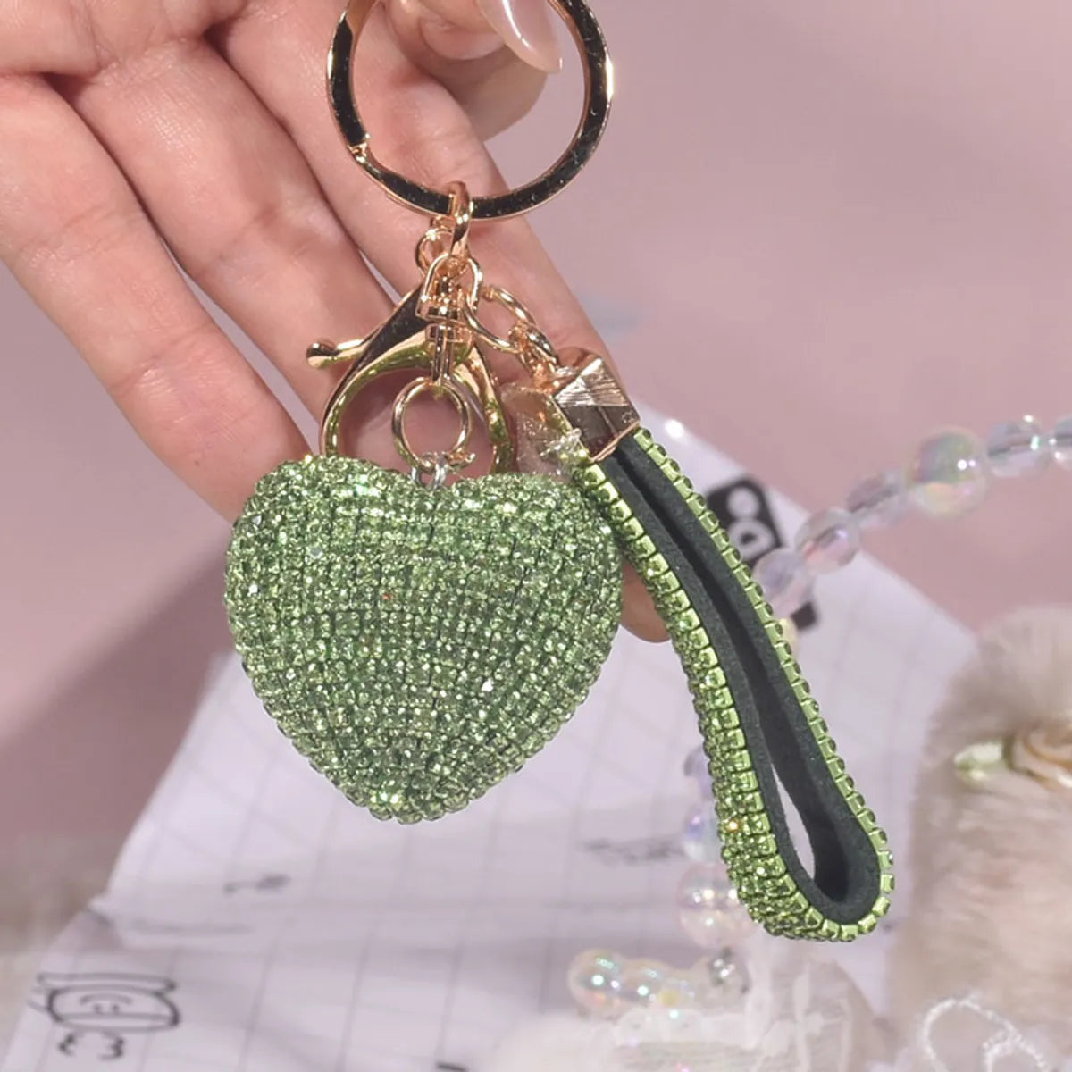 Luxurious Sweet Heart Shape Alloy Valentine'S Day Women'S Bag Pendant Keychain