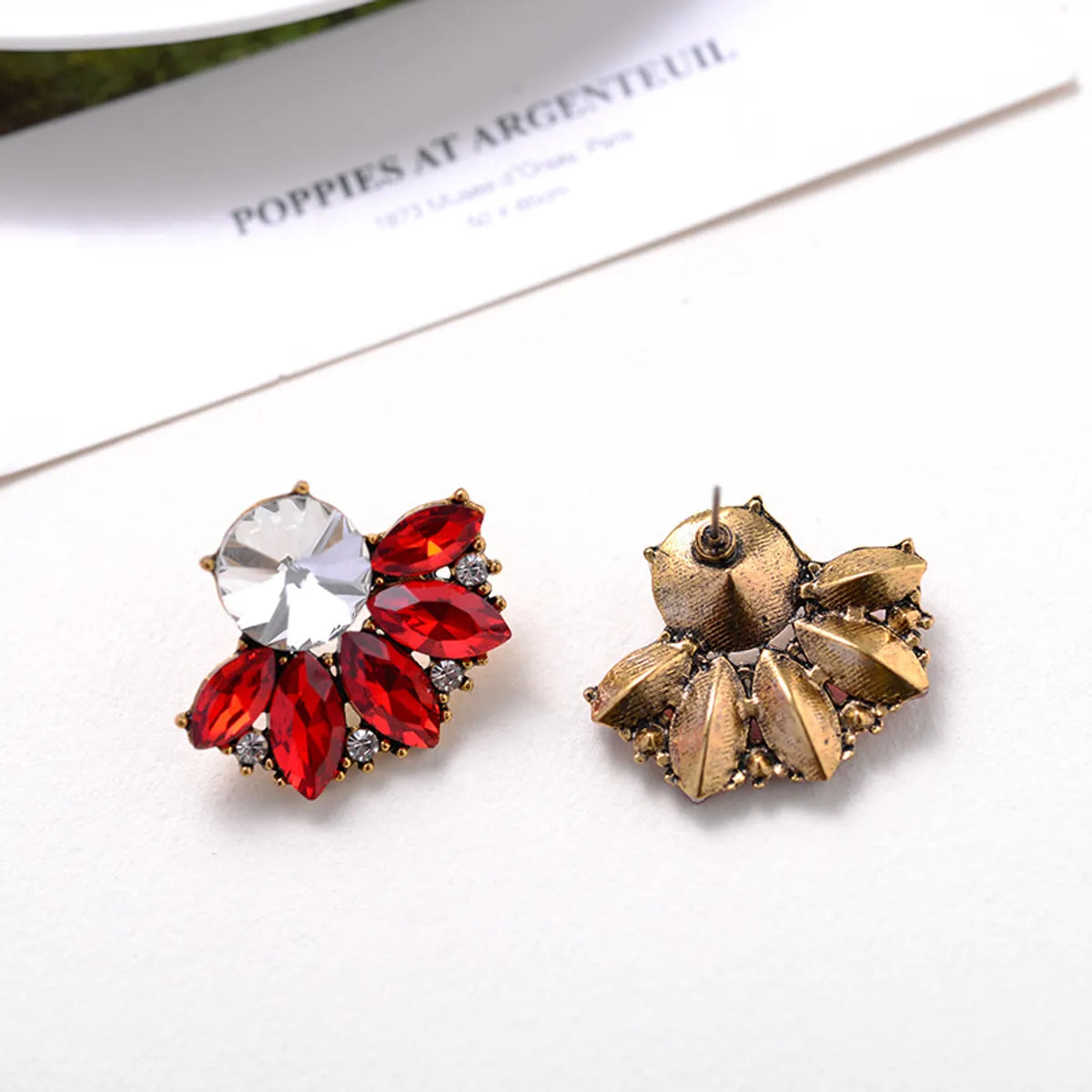 Luxurious Water Droplets Alloy Inlay Crystal Women's Ear Studs