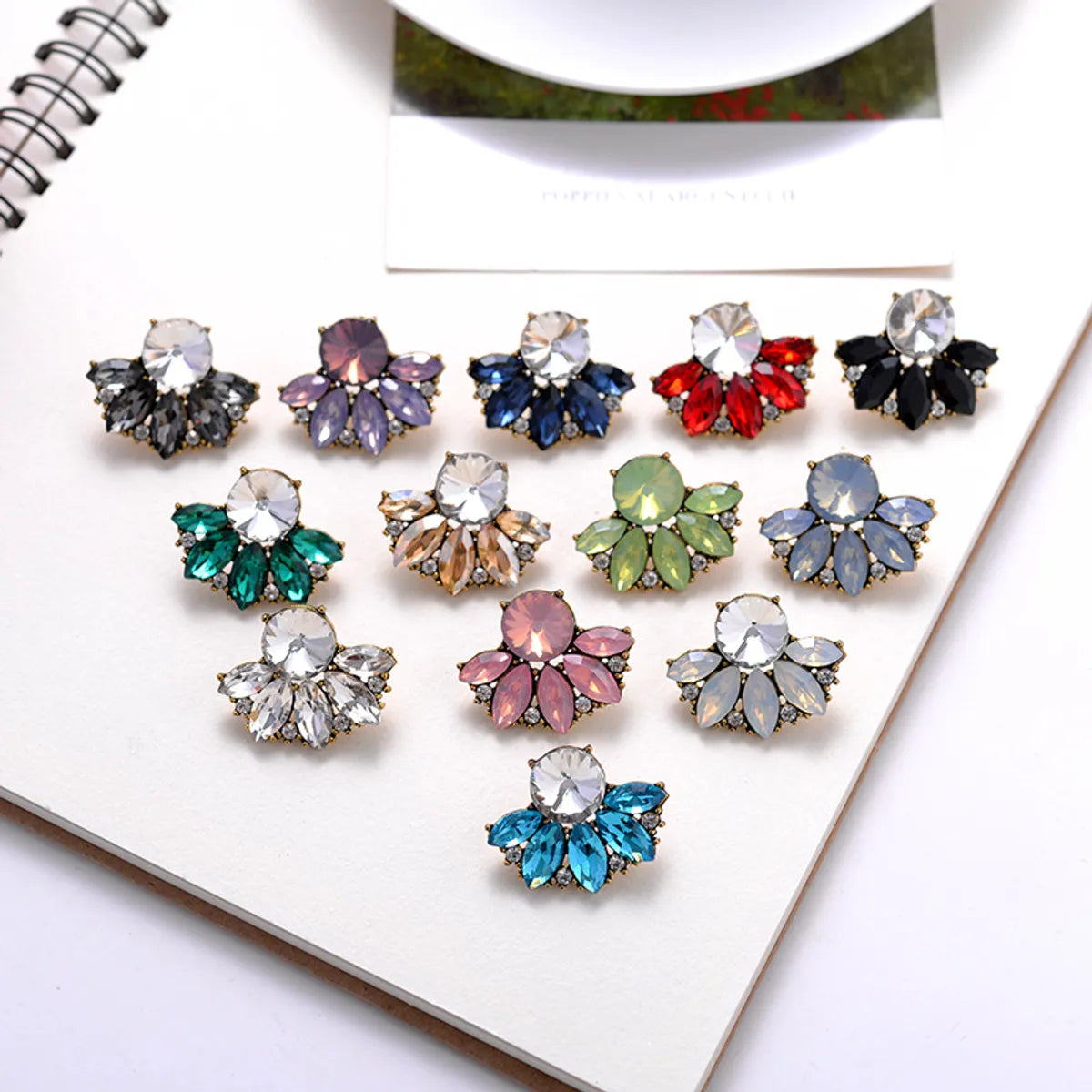 Luxurious Water Droplets Alloy Inlay Crystal Women's Ear Studs