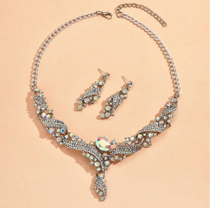 Luxurious Water Droplets Alloy Inlay Rhinestones Women's Earrings Necklace 1 Set