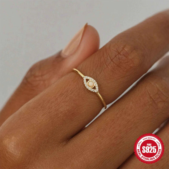 Luxury Eggshaped Horse Eye Diamondencrusted S925 Sterling Silver Engagement Ring With Set With Precious Stones Geometric Style
