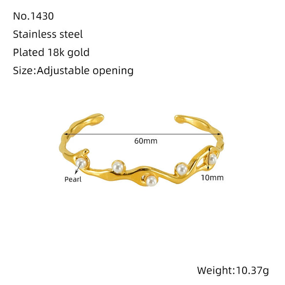 Luxury Pearl Design Titanium Steel 18K Gold Electroplated Bracelet For Female