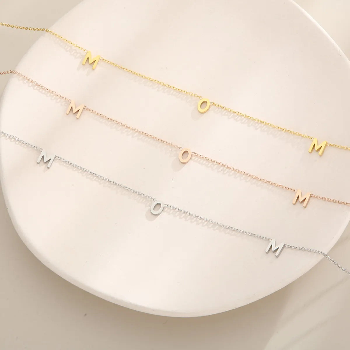 Mama Simple Style Solid Color Stainless Steel Plating 18k Gold Plated Necklace