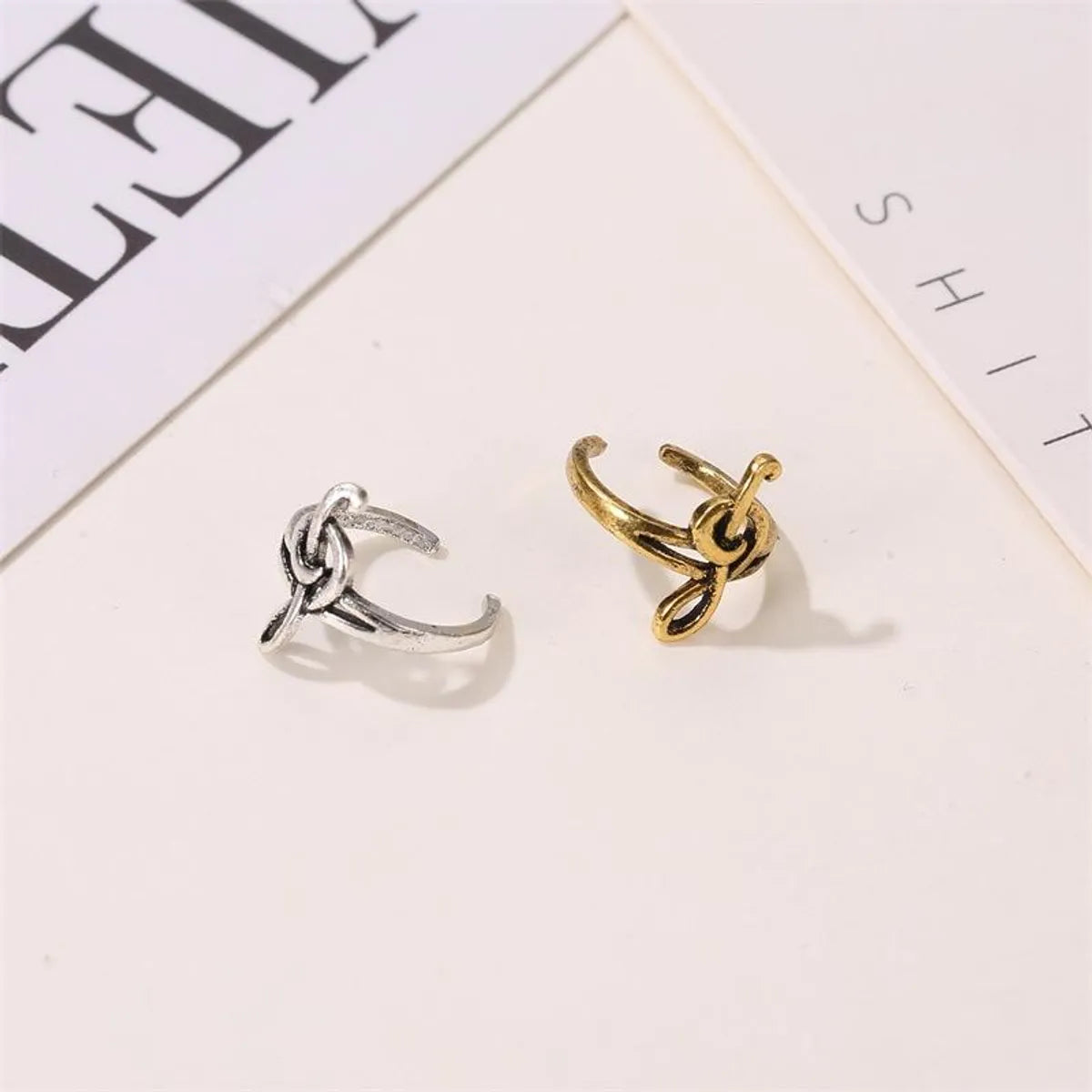 Men And Women Earrings Retro Simple Notes Ear Clip Personality Without Pierced Single Ear Bone Clip Fashion