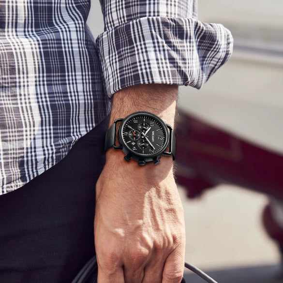 Men's Alloy Case Leather And Stainless Steel Strap Round Dial Quartz Sports Chronograph Calendar Watch With Printed Logo