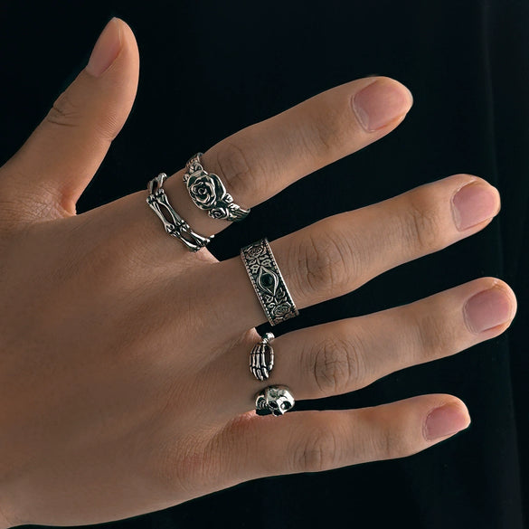 Men's Alloy Geometric Skull Ghost Claw Ring With Electroplating