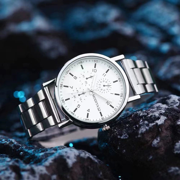 Men's Casual Alloy Band Titanium Alloy Case Round Dial Quartz Watch