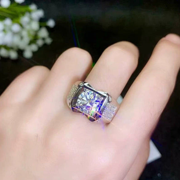 Men's Geometric Metal Ring With Micro Inlaid Zircon Electroplated Fashion Hand Jewelry