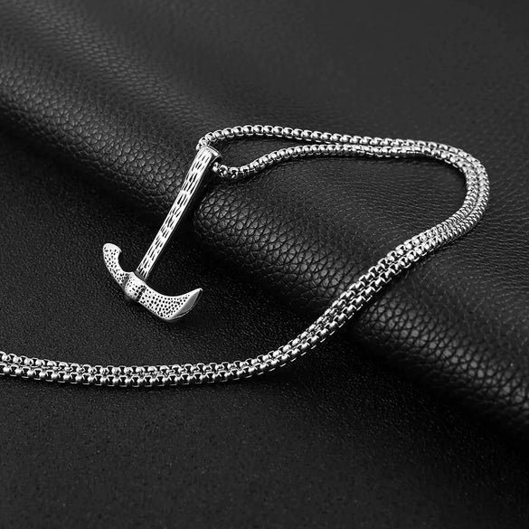 Men's Spearhead Pendant Necklace With Electroplated Alloy Animal Zodiac Design And Square Pearl Chain