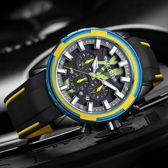 Men's Sports Alloy And Silicone Quartz Watch With Round Dial And Stainless Steel Buckle