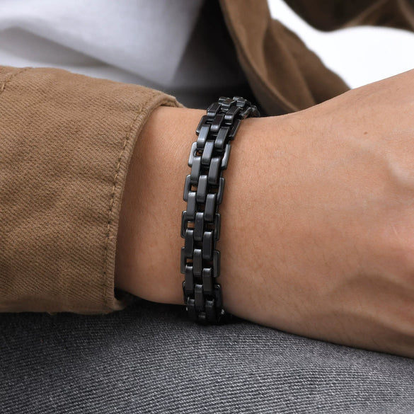 Men's Widefaced Stainless Steel Strap Gold Fashion Bracelet
